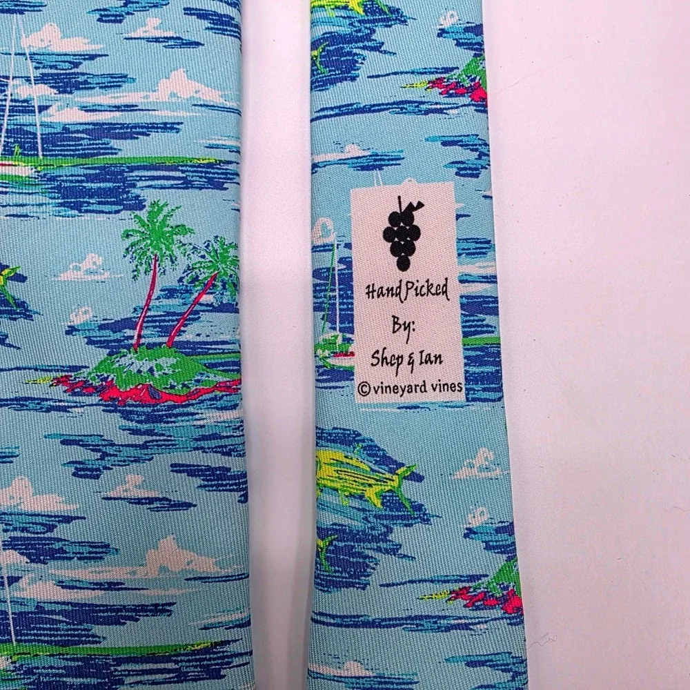 Vineyard Vines Martha Vineyard Silk Tie Light Blue Tropical Island Sailboat Fish
